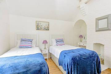 Glamping for 4 People in Tideswell, Peak District, Photo 4