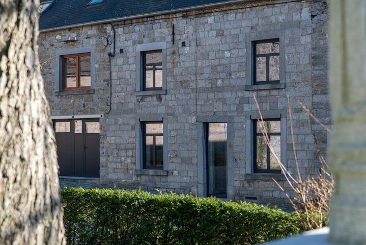 Location de vacances pour 8 personnes, avec terrasse, animaux acceptés dans Foy-Notre-Dame - 3