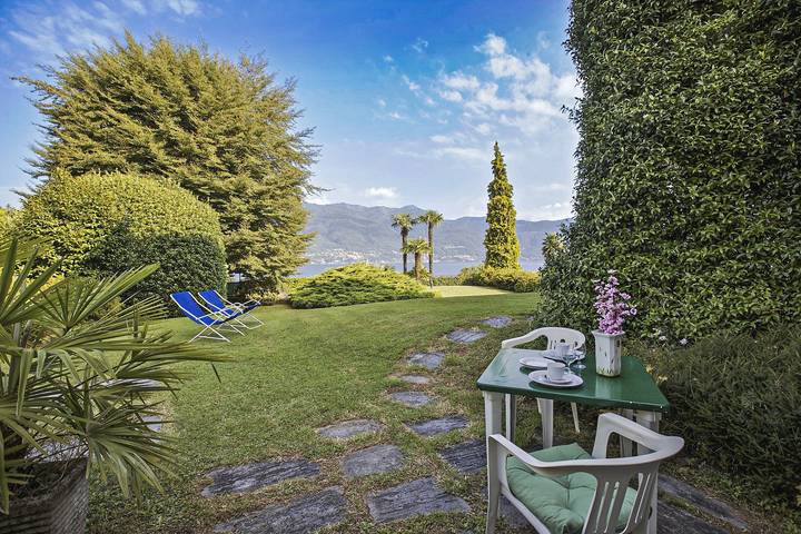 Ferienwohnung für 2 Personen, mit Seeblick und Garten sowie Ausblick und Terrasse in Lago Maggiore (Lombardei) - 3