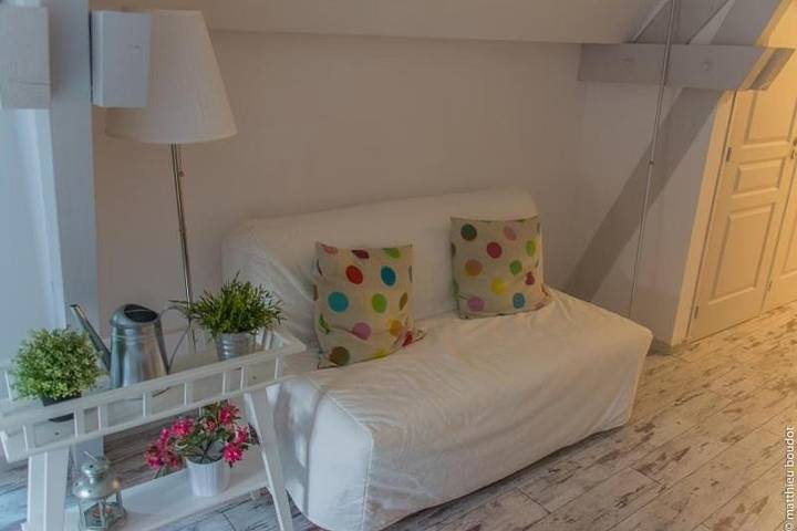 Location de vacances pour 4 personnes, avec terrasse, animaux acceptés à Nolay - 2