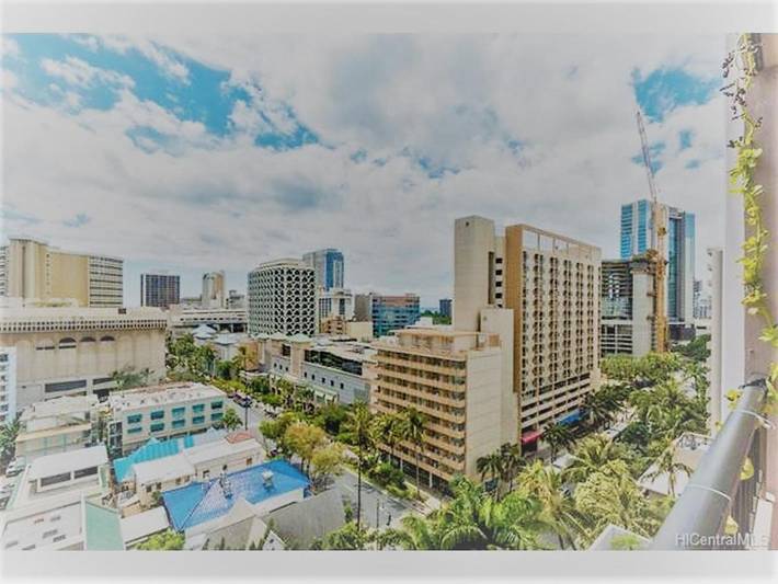 Apartahotel para 2 personas, con vistas y terraza además de sauna y piscina en Honolulu