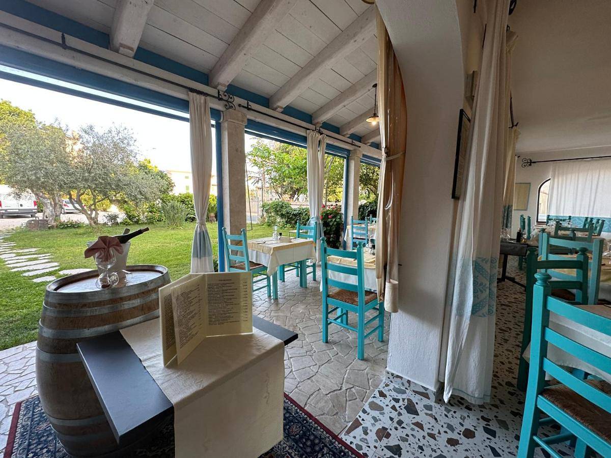 Hotel S'Ortale, Possibilità di Parcheggio interno e Ristorante all'aperto in Orosei, Golfe d'Orosei