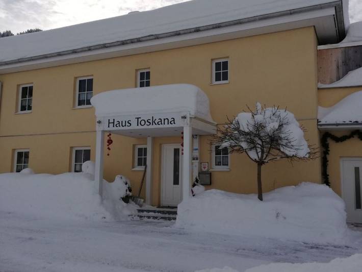 Ferienwohnung für 3 Personen, mit Sauna und Terrasse sowie Garten, kinderfreundlich in Tannheim (Tirol)