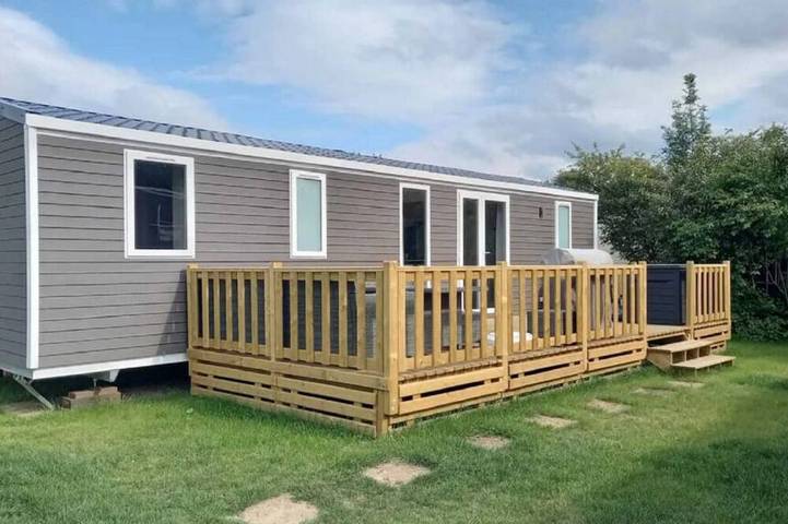 Huis-Meerwijck am bezaubernden See Zuidlaardermeer in Hoogezand-Sappemeer, Groningen und Umgebung