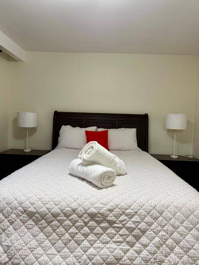 Maison d’hôte pour 2 personnes, avec jardin, animaux acceptés à Toronto - 4