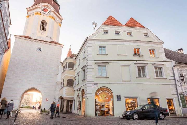 Ferienwohnung für 2 Personen, mit Ausblick und Balkon in Krems an der Donau