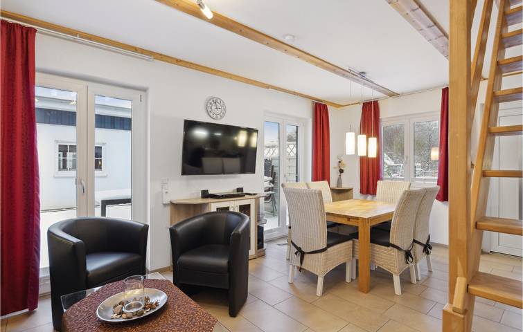 Gemütliche Wohnung in der Nähe von Freibad Strand - TV, WiFi, Parkplatz in Altefähr, Rügen