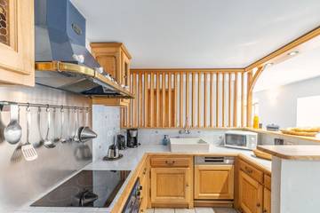 Gîte pour 8 Personnes dans Brion (Lozère), L'Aubrac, Photo 4