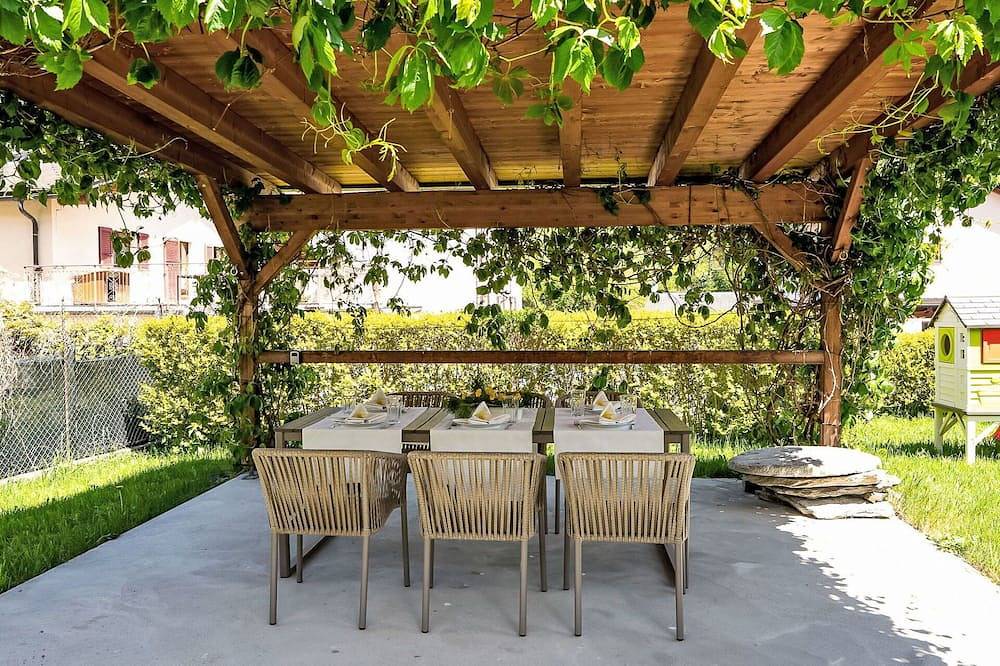 Schönes  Ferienhaus für 6 Gäste mit  W-Lan, Tv, Innenhof und Haustiere erlaubt in S. Antonio (Poschiavo), Poschiavo