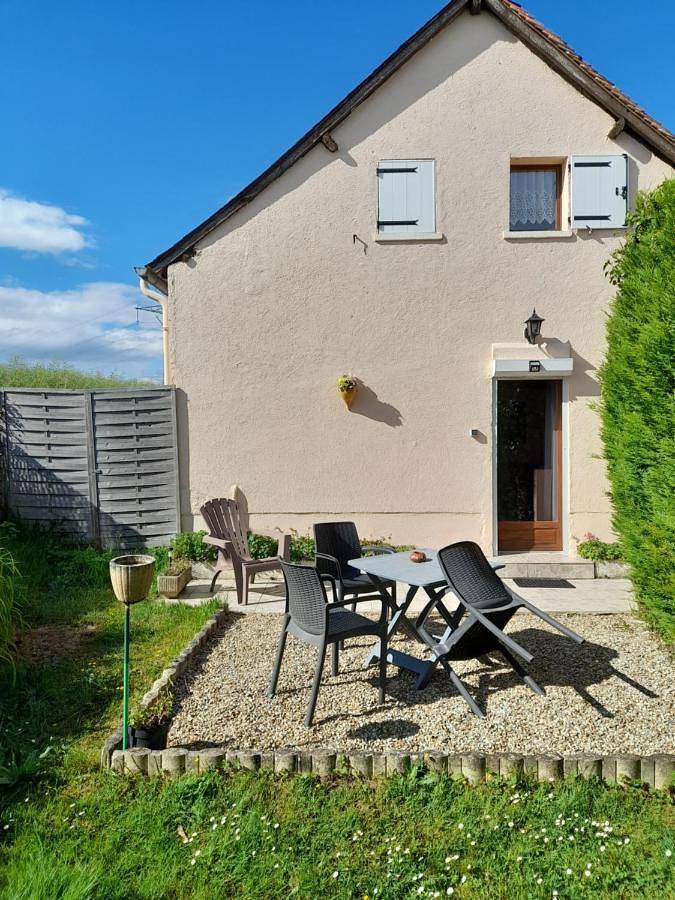 Double Room in Beaumont-Pied-de-Bœuf, Sarthe