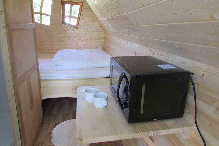 Gîte pour 2 personnes, avec Terrasse et Piscine à Chassenard - 2