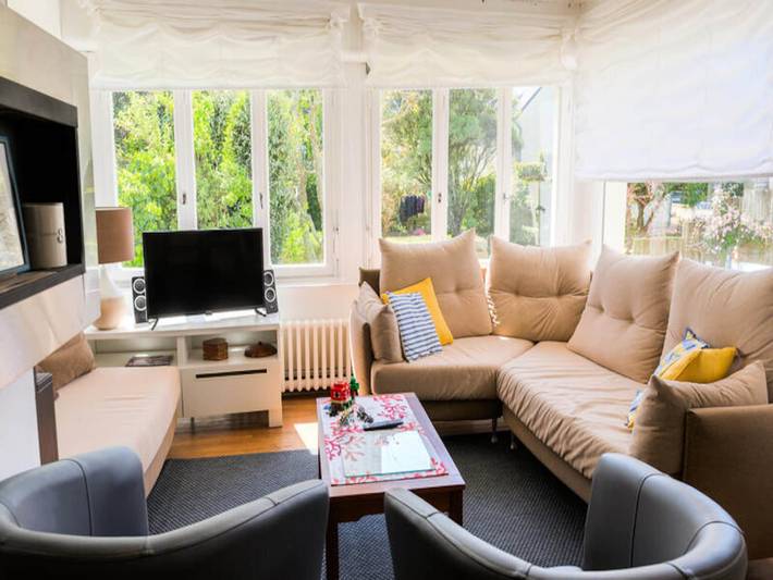 Gîte pour 6 personnes, avec jardin, adapté aux familles dans Plage Lehan - 3