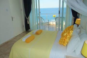 Villa for 12 People in Northern Cyprus, Cyprus, Photo 2