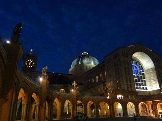 Casas e apartamentos de temporada para 14 pessoas, com jardim em Aparecida