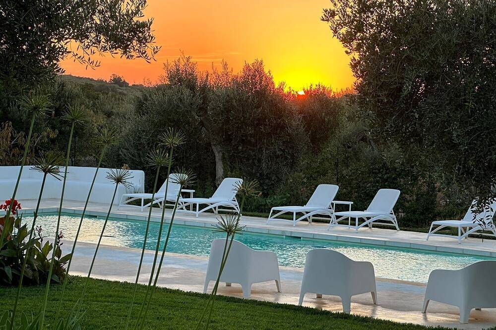 Ad&Dimore The Ancient Trullo for Exclusive use with swimming pool gym and garden in Polignano a Mare, Province de Bari