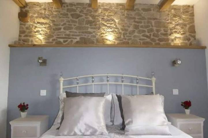 Location de vacances pour 10 personnes, avec jacuzzi et jardin à Ménéac - 2