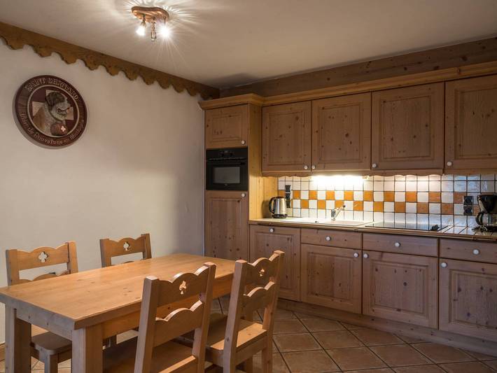 Gîte pour 4 personnes, avec piscine et jacuzzi ainsi que balcon et sauna à Saint-Martin-de-Belleville - 2