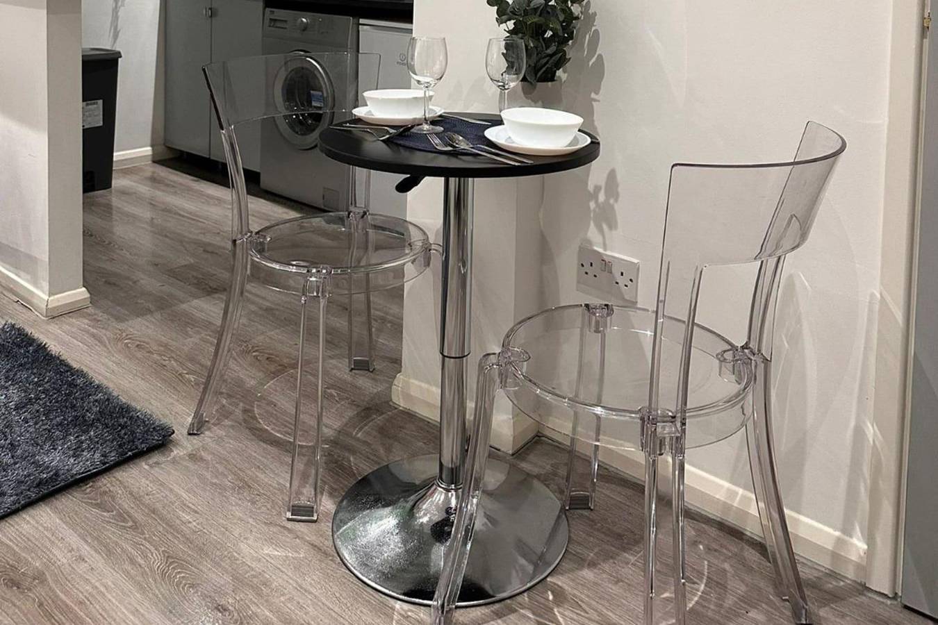 Entire studio, Studiosleeps2-Gardenview-Parking-Internet-Patio in London, South East England