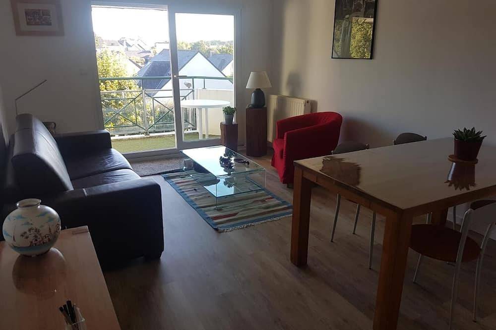 Apartamento entero, 54m2 flat with south-facing terrace in Vannes, Côte des Mégalithes