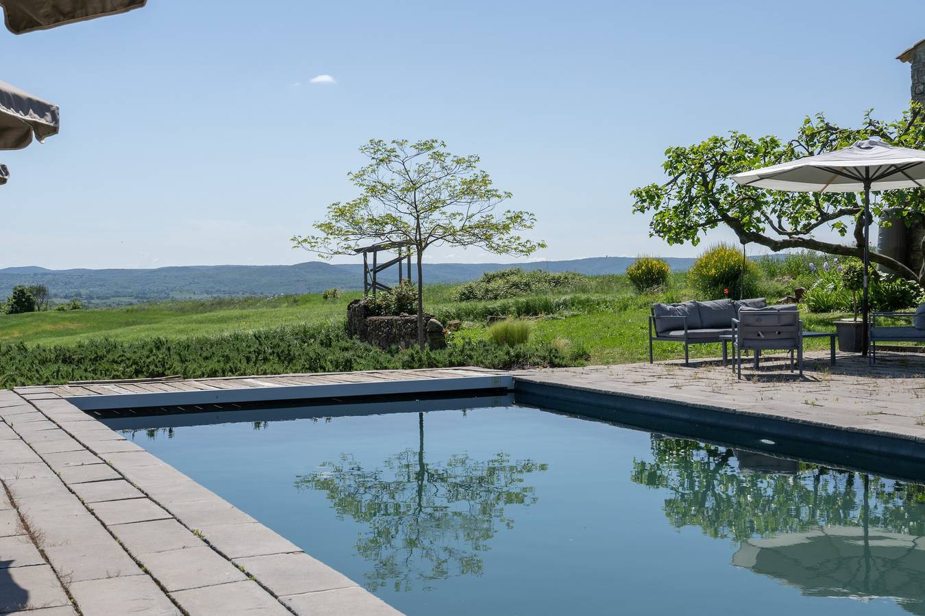 Maison de vacances 'Gîte Les Vignes Au Mas Dujau' avec piscine partagée, Wi-Fi et climatisation in Saint-Sauveur-de-Cruzières, Ardèche