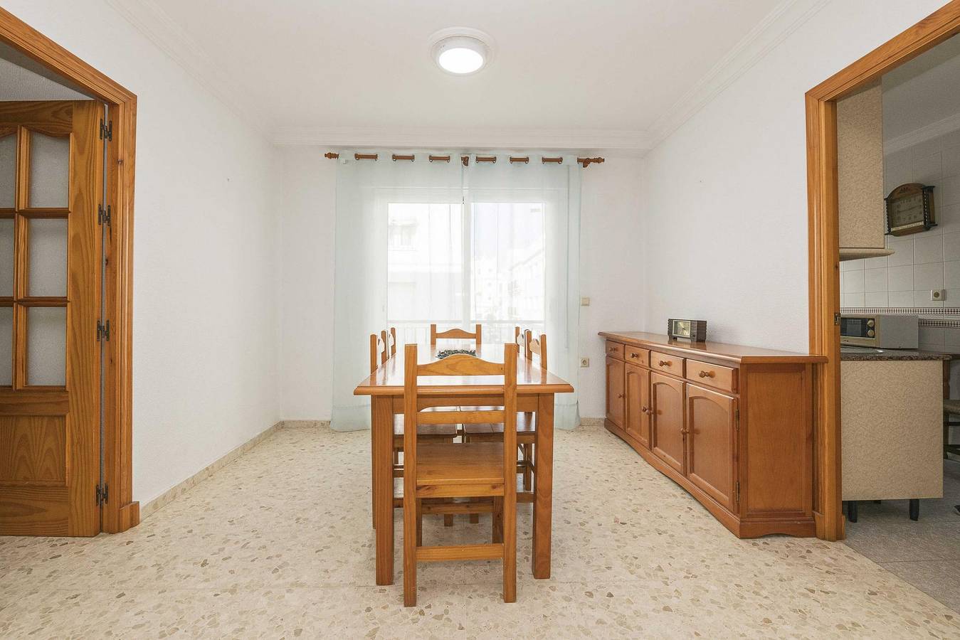 Ganze Ferienwohnung, Appartement am Meer mit Doppelbetten, Esszimmer und Nähe zum Strand in Conil de la Frontera, Costa de la Luz
