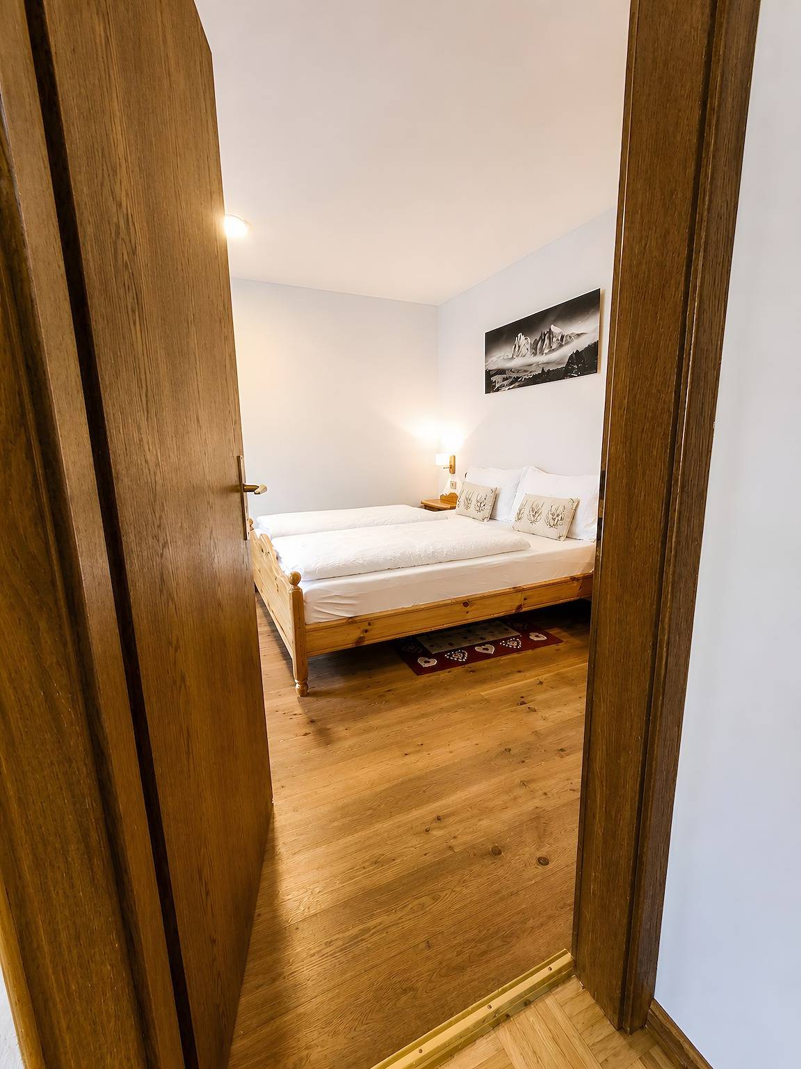 Appartamento intero, Appartamento "Casa Rustica Saslonch" vicino agli impianti sciistici con vista montagna e balcone in Ortisei, Dolomiti Superski