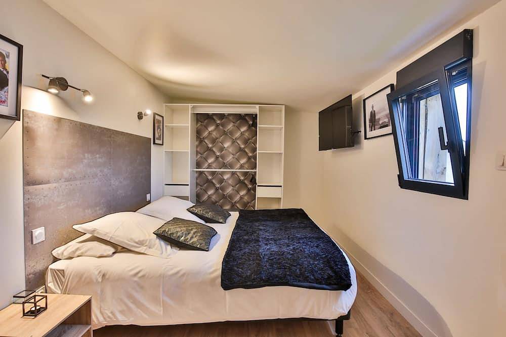 Chalet cinema-Chalet-Confortable-Baño en la habitacion-Vista al Jardín in Clermont-Créans, Sarthe