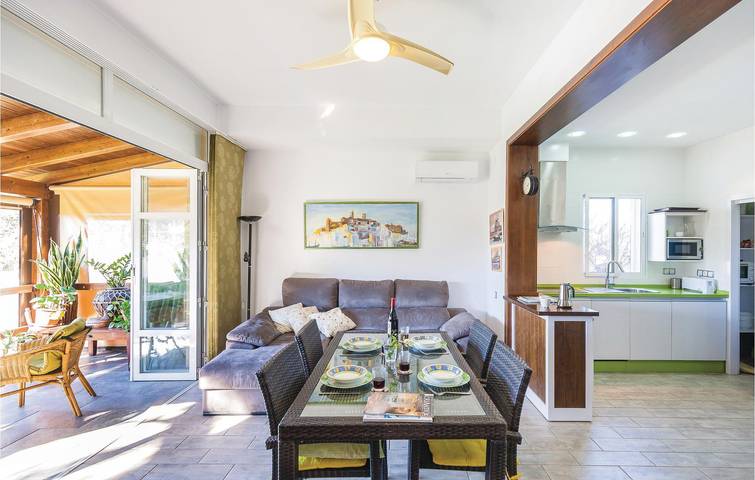 Location de vacances pour 8 personnes, avec jardin ainsi que piscine et terrasse, animaux acceptés à Arcos de la Frontera - 4