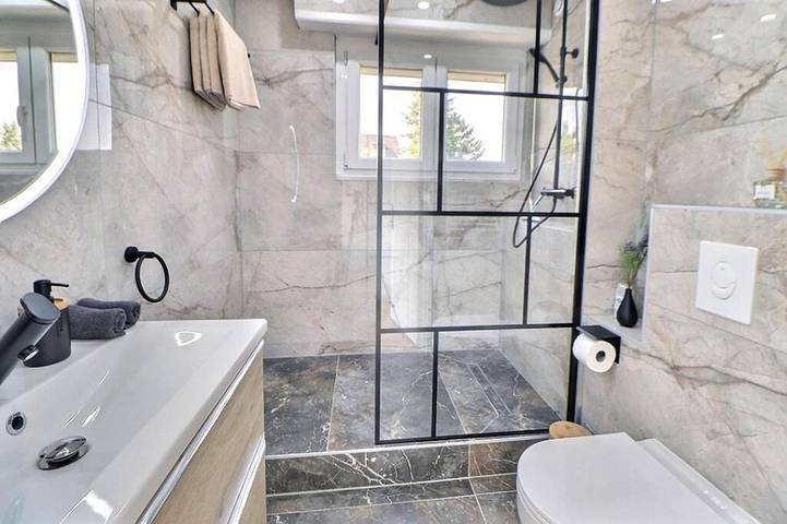 Gîte pour 2 personnes, avec balcon et vue, animaux acceptés à Wintzenheim - 3