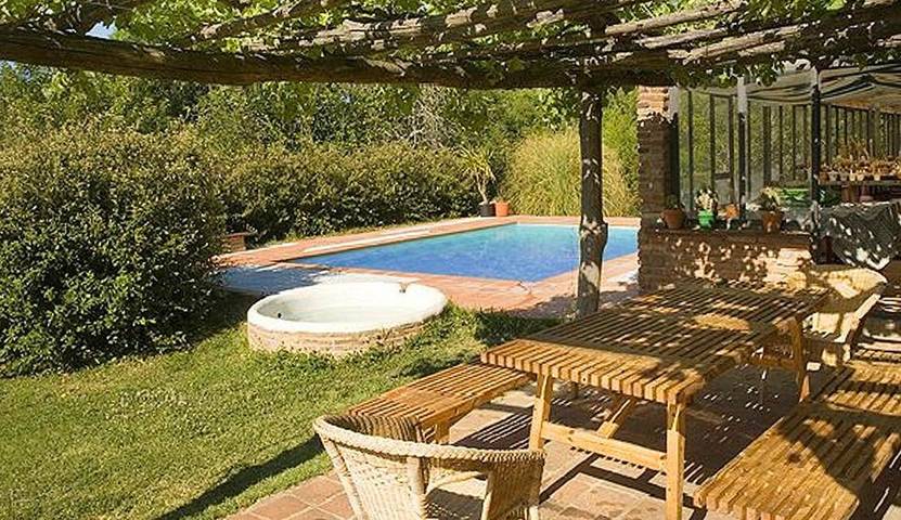 Chalet para 10 personas, con vistas y jardín además de piscina y terraza, Se admiten mascotas en Sierra de Aracena y Picos de Aroche - 4