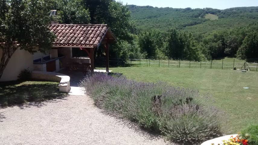 Gîte pour 4 personnes, avec jardin et terrasse dans le Lot - 4