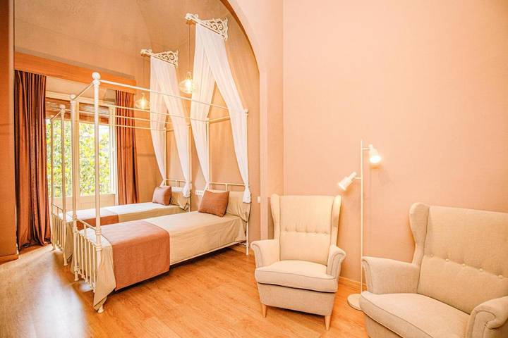 Gîte pour 6 personnes, avec balcon à Besalú - 2