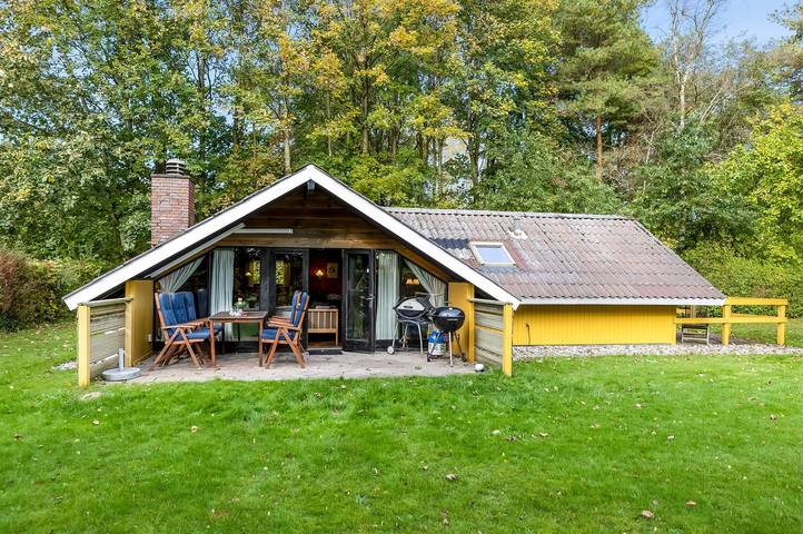 Ferieudlejning for 6 personer, med terrasse i Arrild