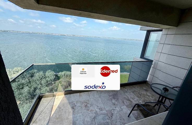 Appartement de vacances pour 4 personnes, avec terrasse ainsi que vue et vue sur le lac