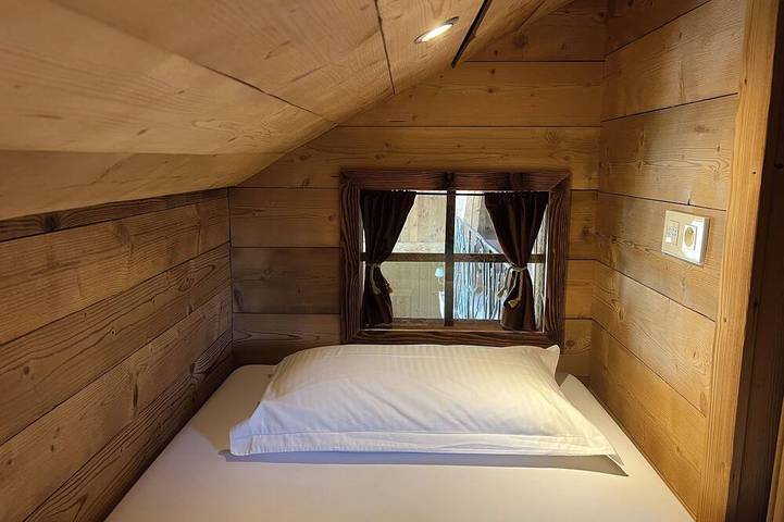 Gîte pour 8 personnes, avec jardin et jacuzzi à Grand'Combe-Châteleu - 4