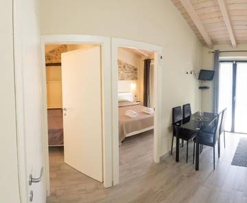 Location de vacances pour 4 personnes, avec vue et terrasse à Rocchetta Nervina