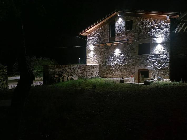 Casa de vacaciones para 14 personas, con vistas además de jardín y piscina para niños en Las Merindades - 3