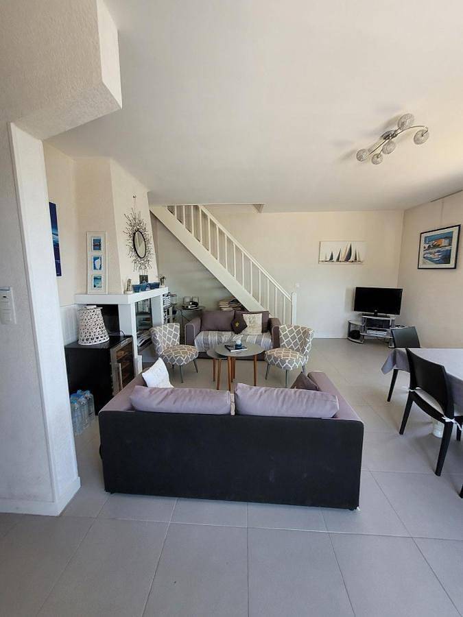 Location de vacances pour 6 personnes, avec jardin et terrasse dans Office De Tourisme De Saint Florent - 4