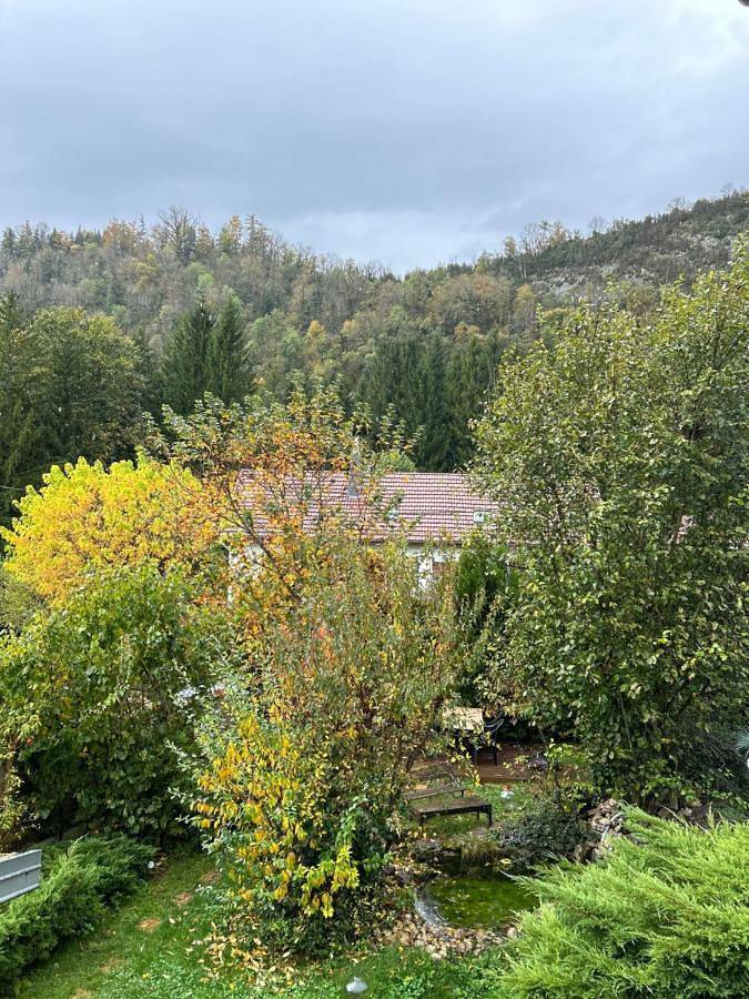 Gîte pour 2 personnes, avec vue à Bourg-de-Sirod - 3