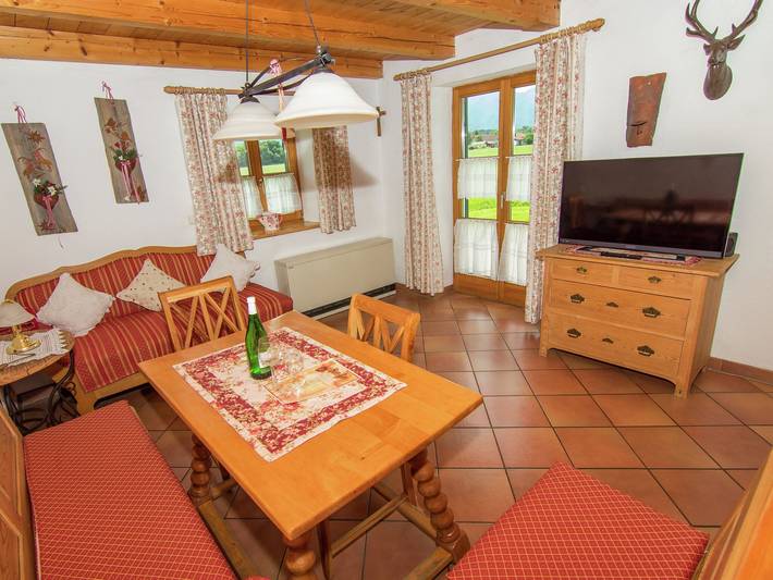Ferienhaus für 5 Personen, mit Terrasse und Garten sowie Pool und Sauna in Übersee - 3