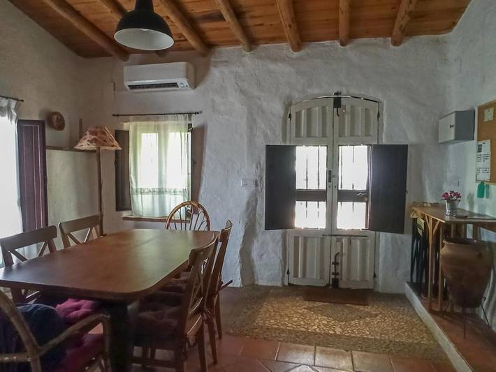 Casa rural para 7 personas, con vistas y jardín en Alájar - 4