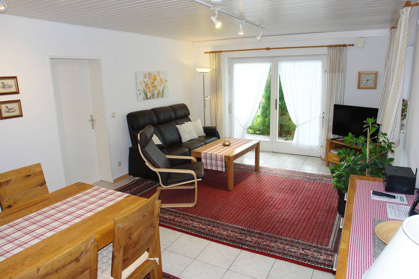Ganze Wohnung, Apartment 'Talblickappartement - Whg 2' mit gemeinsamer Terrasse, Garten und Wlan in Seelbach, Mittlerer Schwarzwald