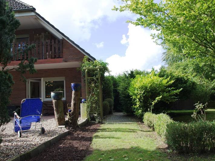 Ferienhaus für 5 Personen, mit Balkon und Garten in Südbrookmerland