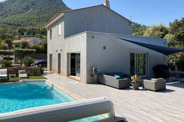 Location de vacances pour 5 personnes, avec jardin à La Valette-du-Var