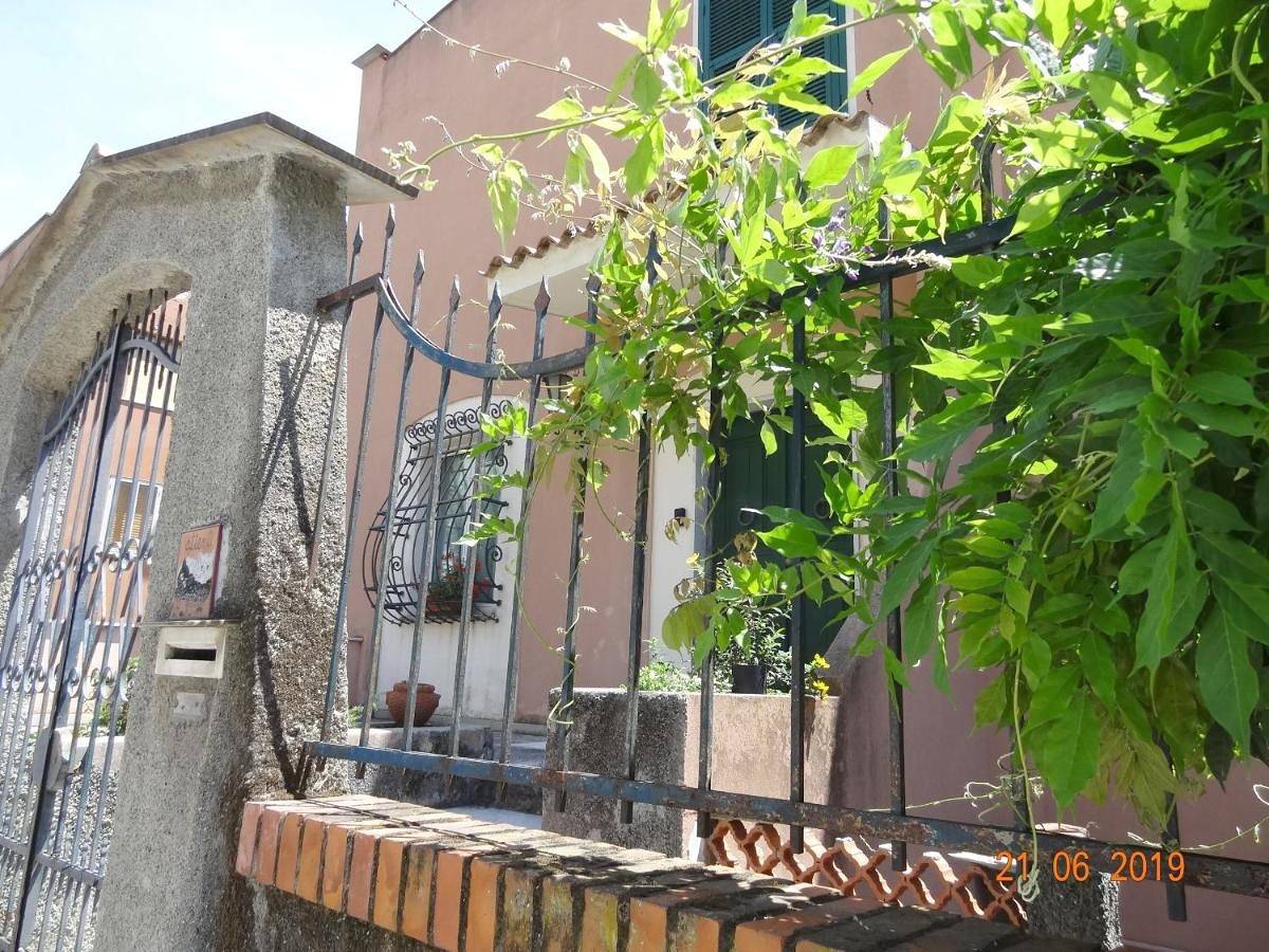 Bed&Bluup in Savone (Ville), Savona