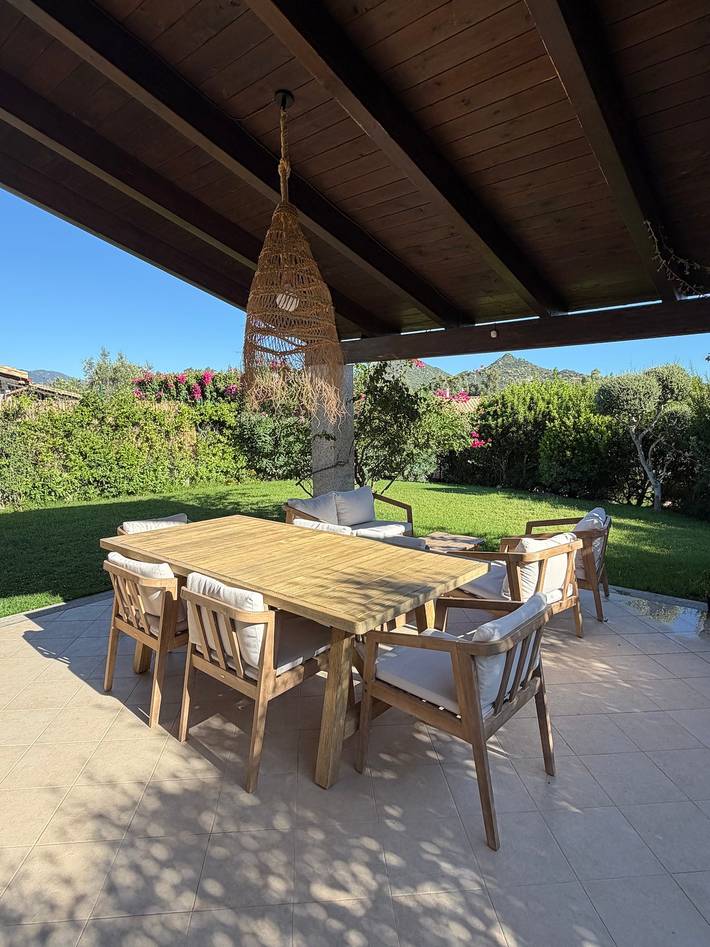 Villa Bouganville - Ein entspannender Rückzugsort nur einen kurzen Spaziergang vom Strand in Cala Sinzias, Castiadas