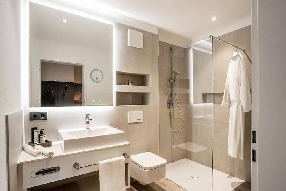 Ganze Wohnung, Comfort Apartment, 40 qm, 1 Schlafzimmer, Loggia, max. 2 Personen in Singen, Hegau