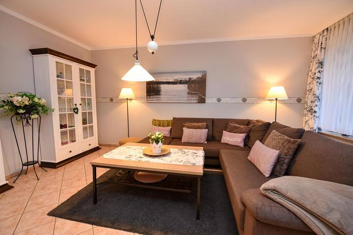 Ferienwohnung für 6 Personen, mit Terrasse und Garten in Döse - 2