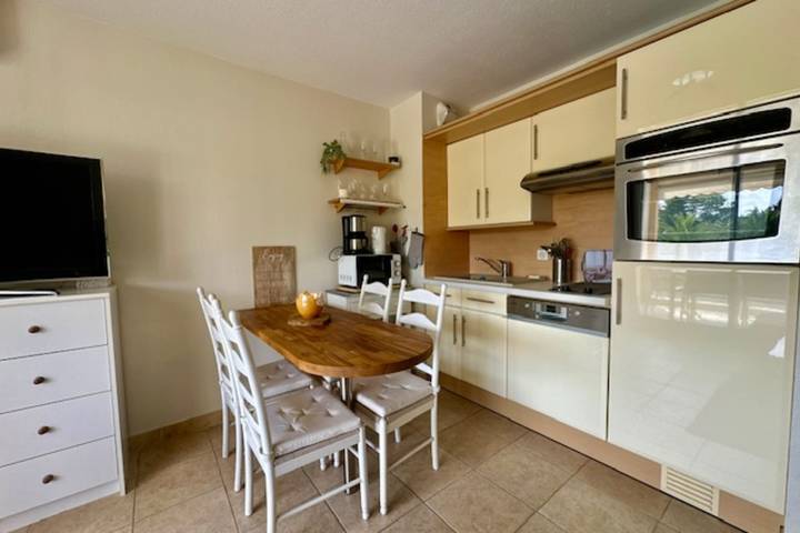 Gîte pour 2 personnes, avec piscine et terrasse à Mandelieu-la-Napoule - 4