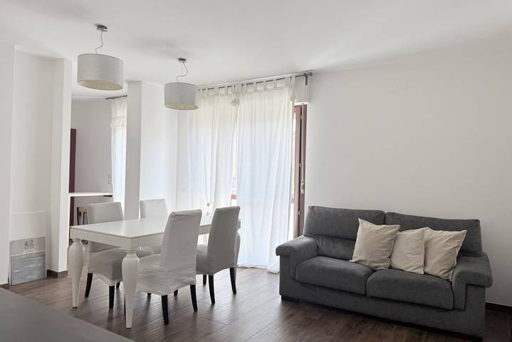 Gîte pour 4 personnes, avec balcon/terrasse, animaux acceptés à Ancône - 3